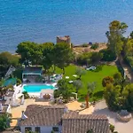 Luxury Sea Front With Pool فيلة Su Forti
