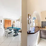 Luxury Sea Front With Pool فيلة Su Forti