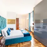 Luxury Sea Front With Pool Su Forti