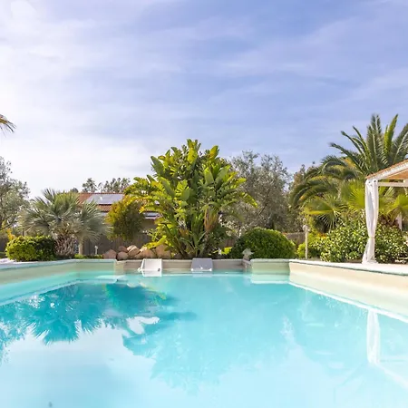 Luxury Sea Front With Pool 别墅 Su Forti