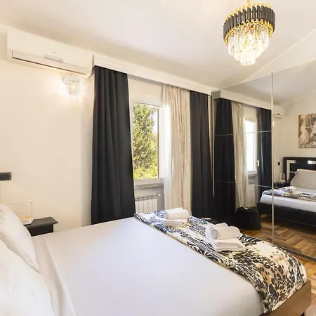 别墅 Luxury Sea Front With Pool Su Forti